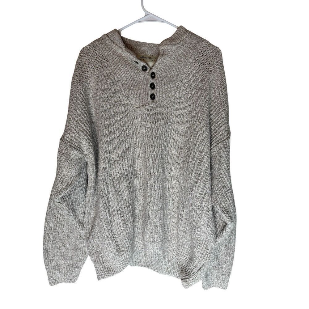 Eddie Bauer Men’s Light Gray Knit V-Neck Button Pullover Sweater